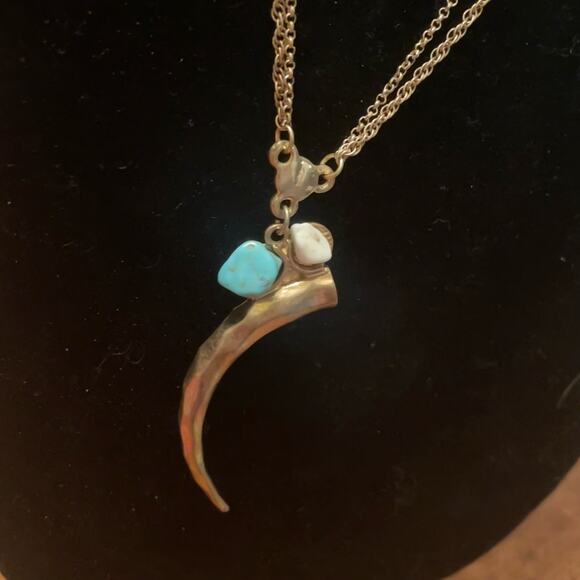 Gold Tone Pendant Necklace & Earrings Jewelry Set w/ Turquoise Stone - Picture 4 of 8